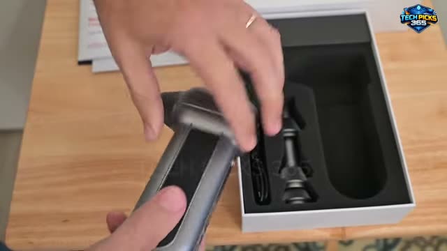 Dust Blower: